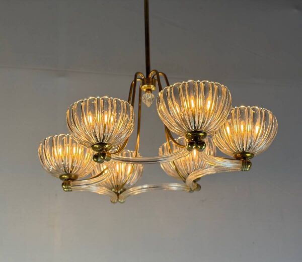 Lustre vénitien en verre de Murano incolore et laiton, vers 1940