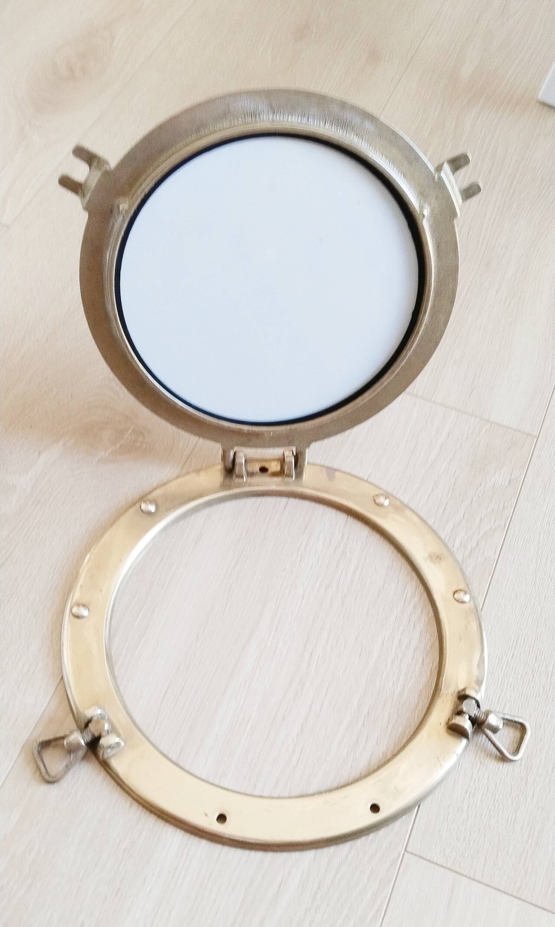 Porthole mirror in gilded brass, marine mirror