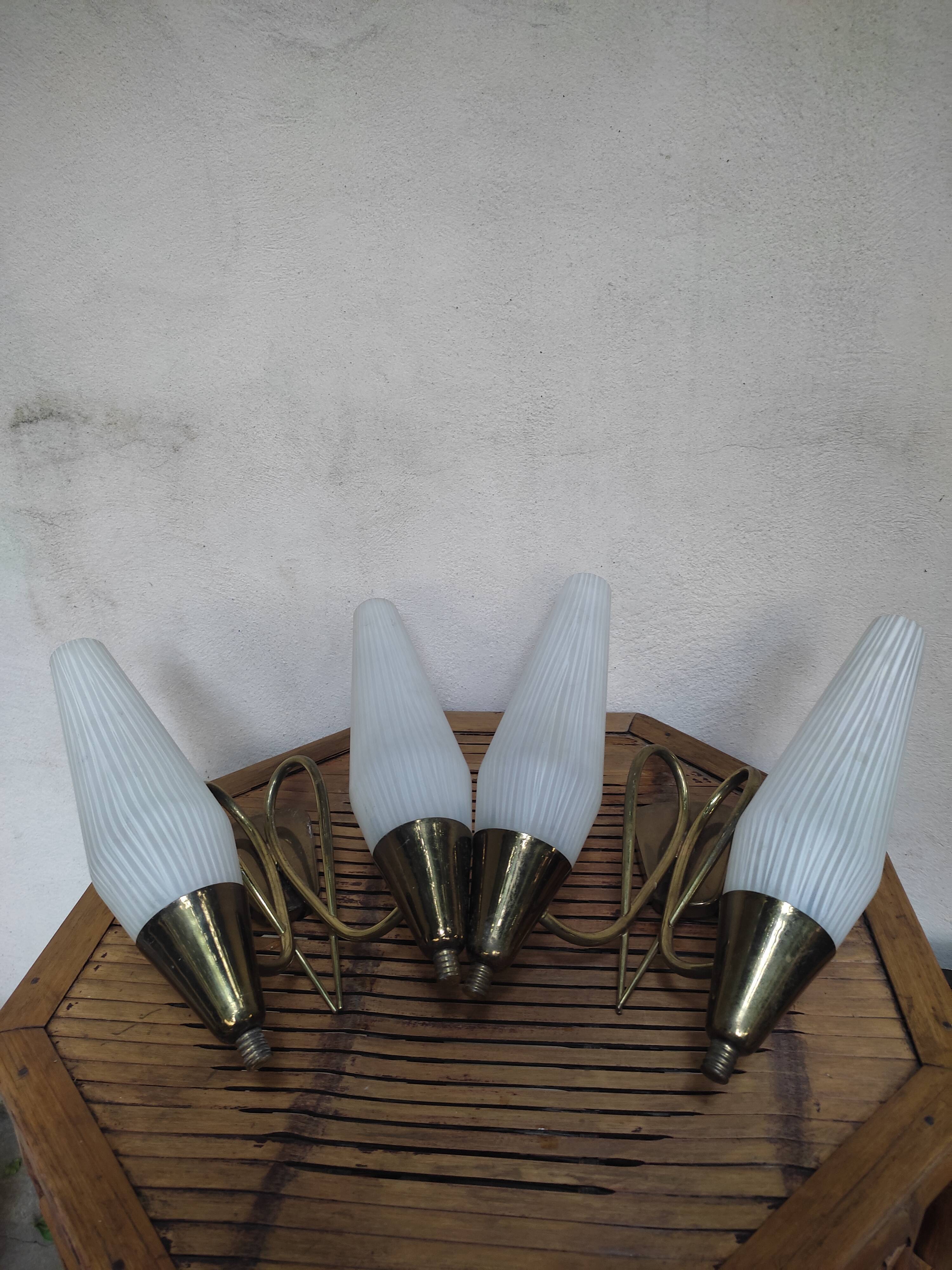 Duo of double appliques in brass and opalines