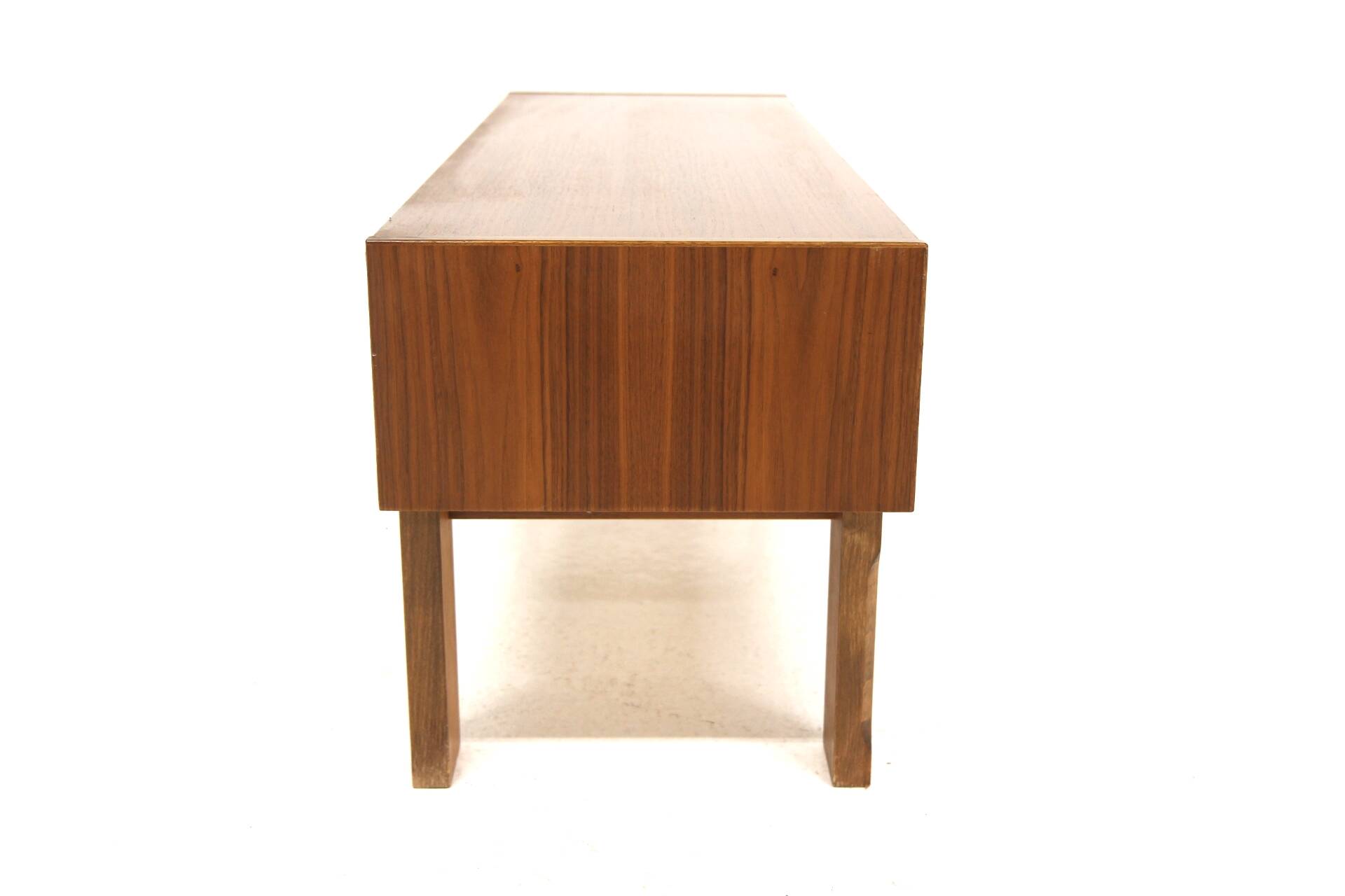 Scandinavian walnut chest of drawers, Sweden, 1960