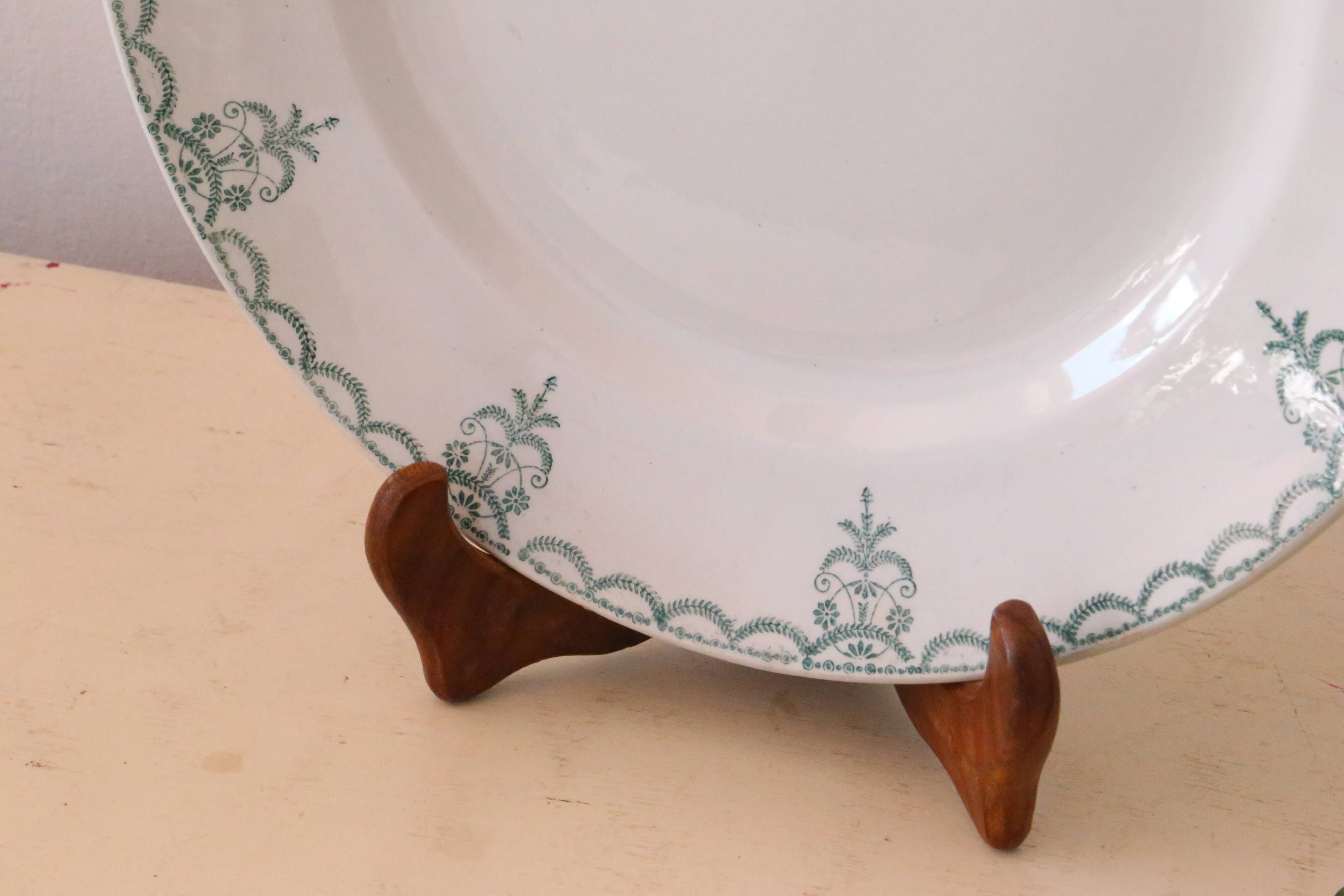 Iron earth dish, round, Moulin des Loups