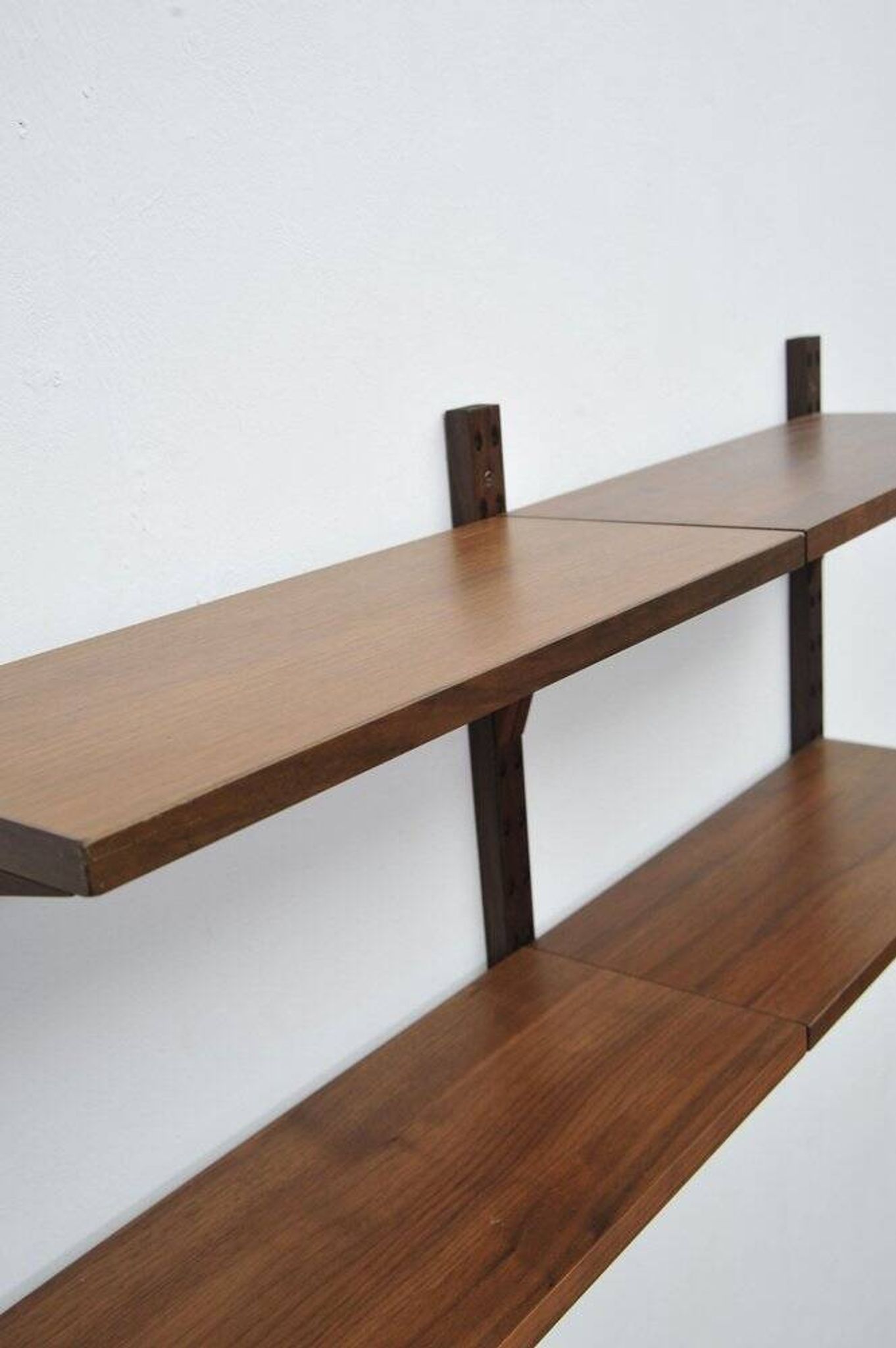 Vintage Royal System shelf in walnut by Poul Cadovius, 1950