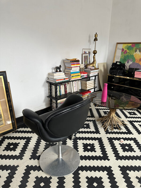 Fauteuil Tulip Pierre Paulin Artifort cuir noir