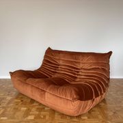 Canapé Togo deux places par Michel Ducaroy pour Ligne Roset