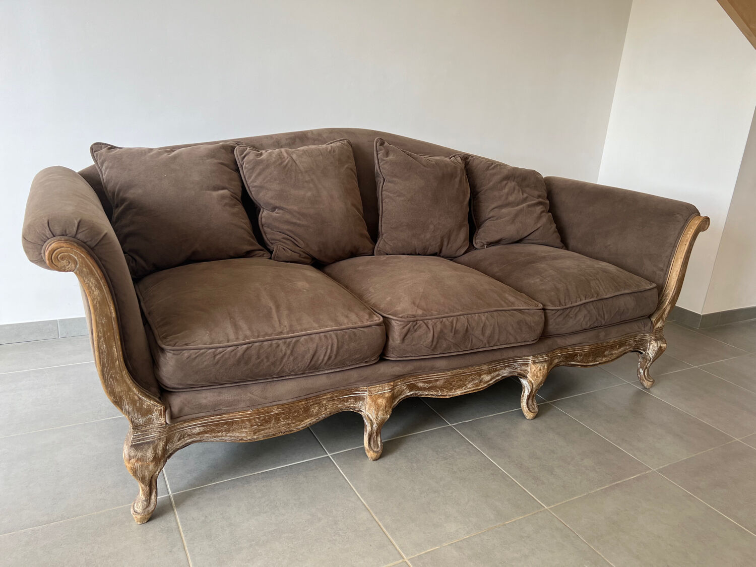 Baroque Pompadour sofa