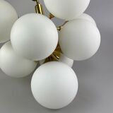 Lustre Sputnik Kaiser Leuchten design en verre opale années 60 70