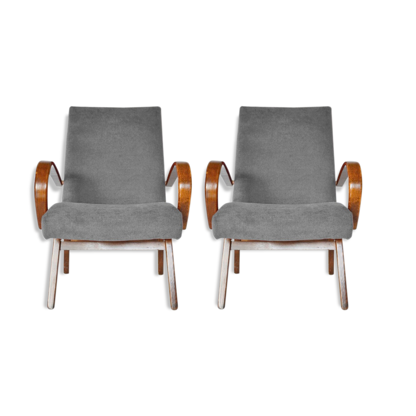 Pair of armchairs 53 by Jaroslav Smídek for TON, years 1960