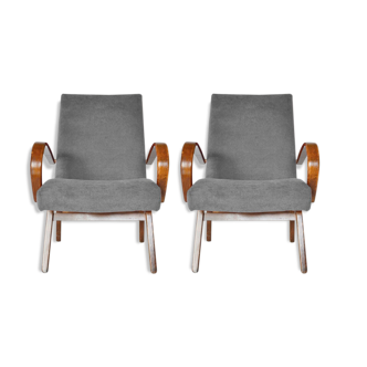 Pair of armchairs 53 by Jaroslav Smídek for TON, years 1960