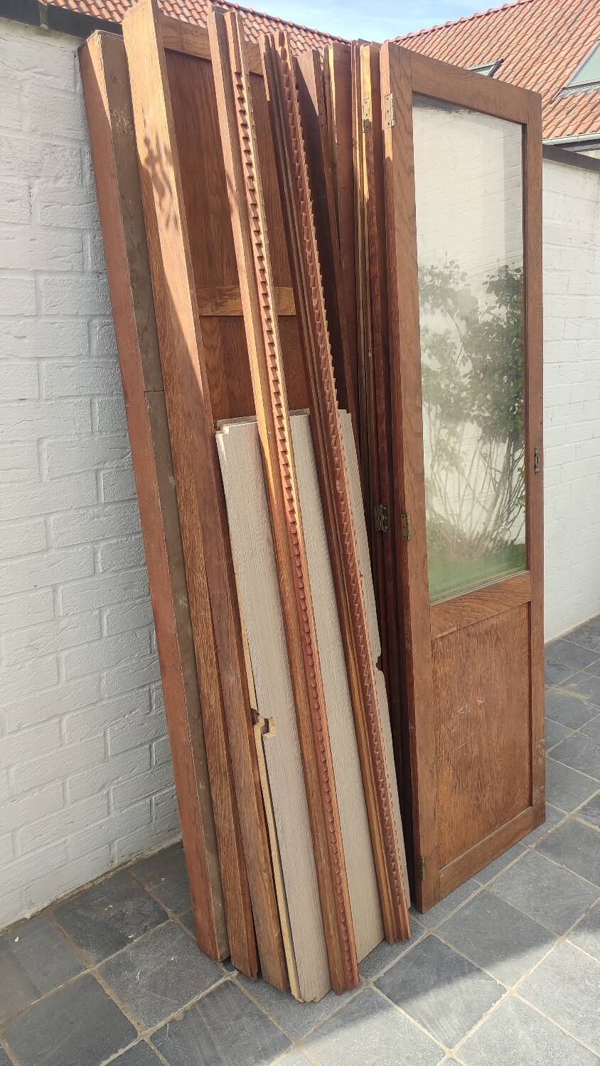 Glass-fronted Parisian wardrobe