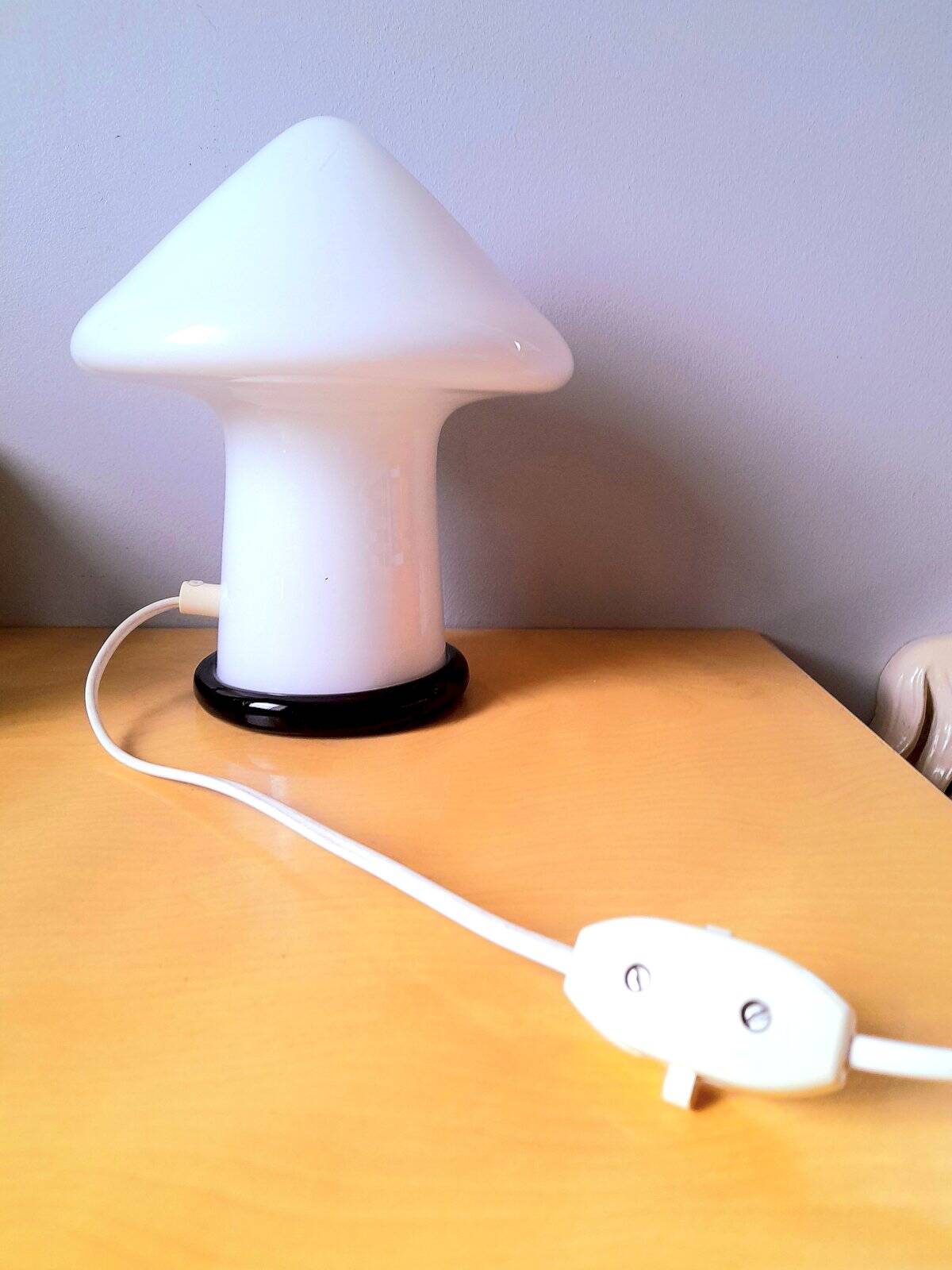 Vintage white Murano blown glass mushroom lamp
