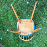 9 chairs
