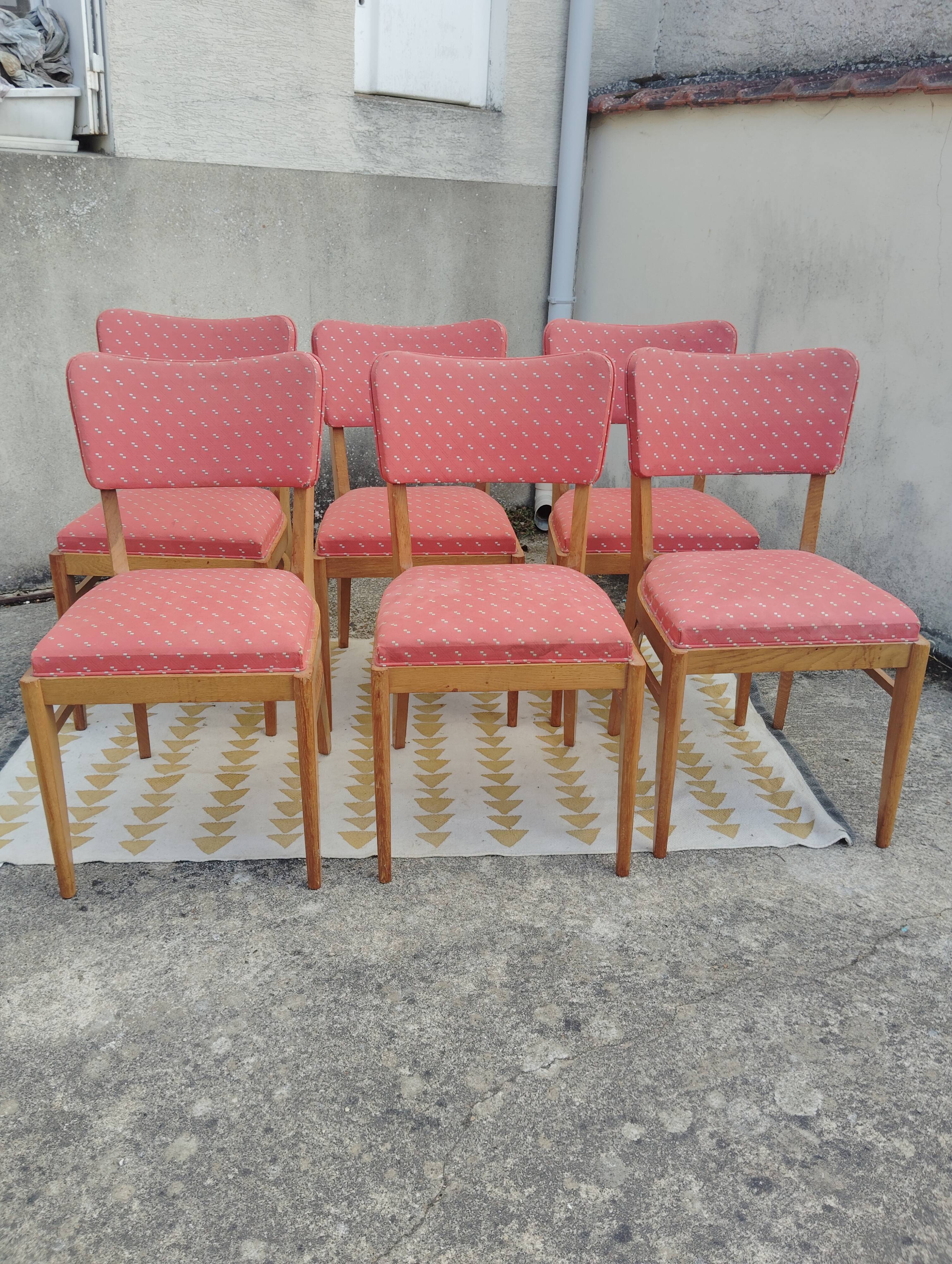 Set 6 chaises vintage structure chêne assise et dossier rouges