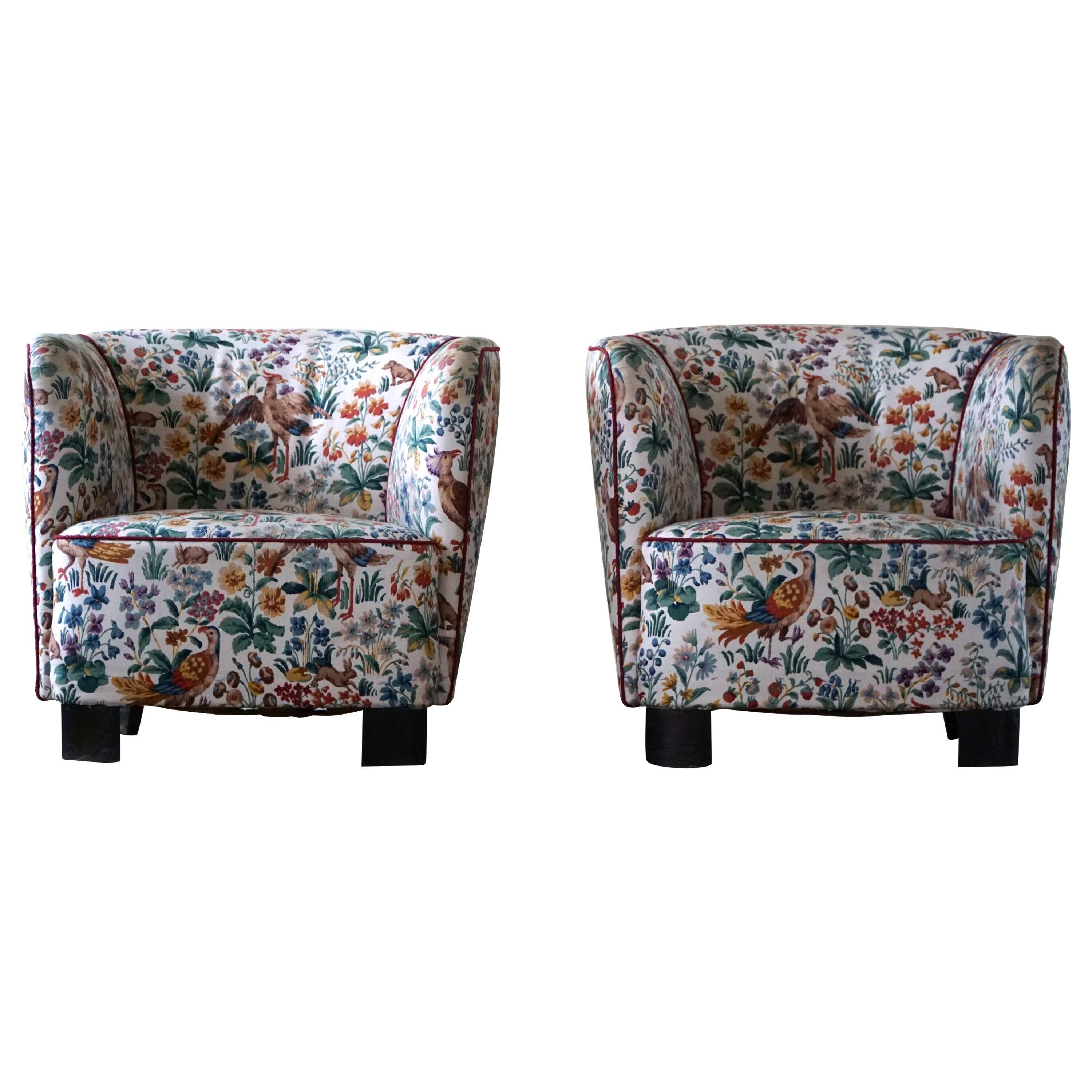 Set of curved Danish club chairs from the mid-century, Viggo Boesen style, 1940s.