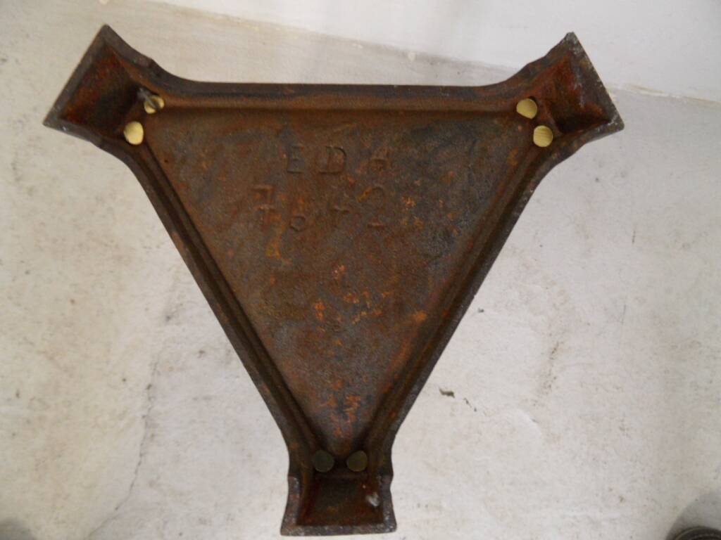 Vintage Hollywood Regency umbrella stand