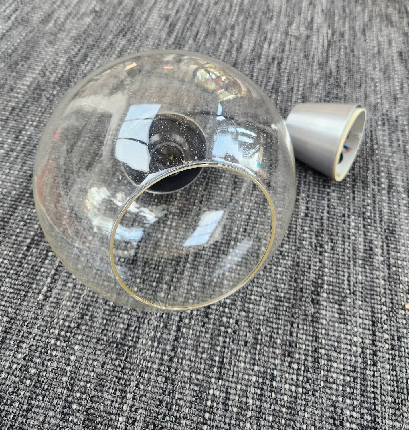 Blown glass and aluminium suspension