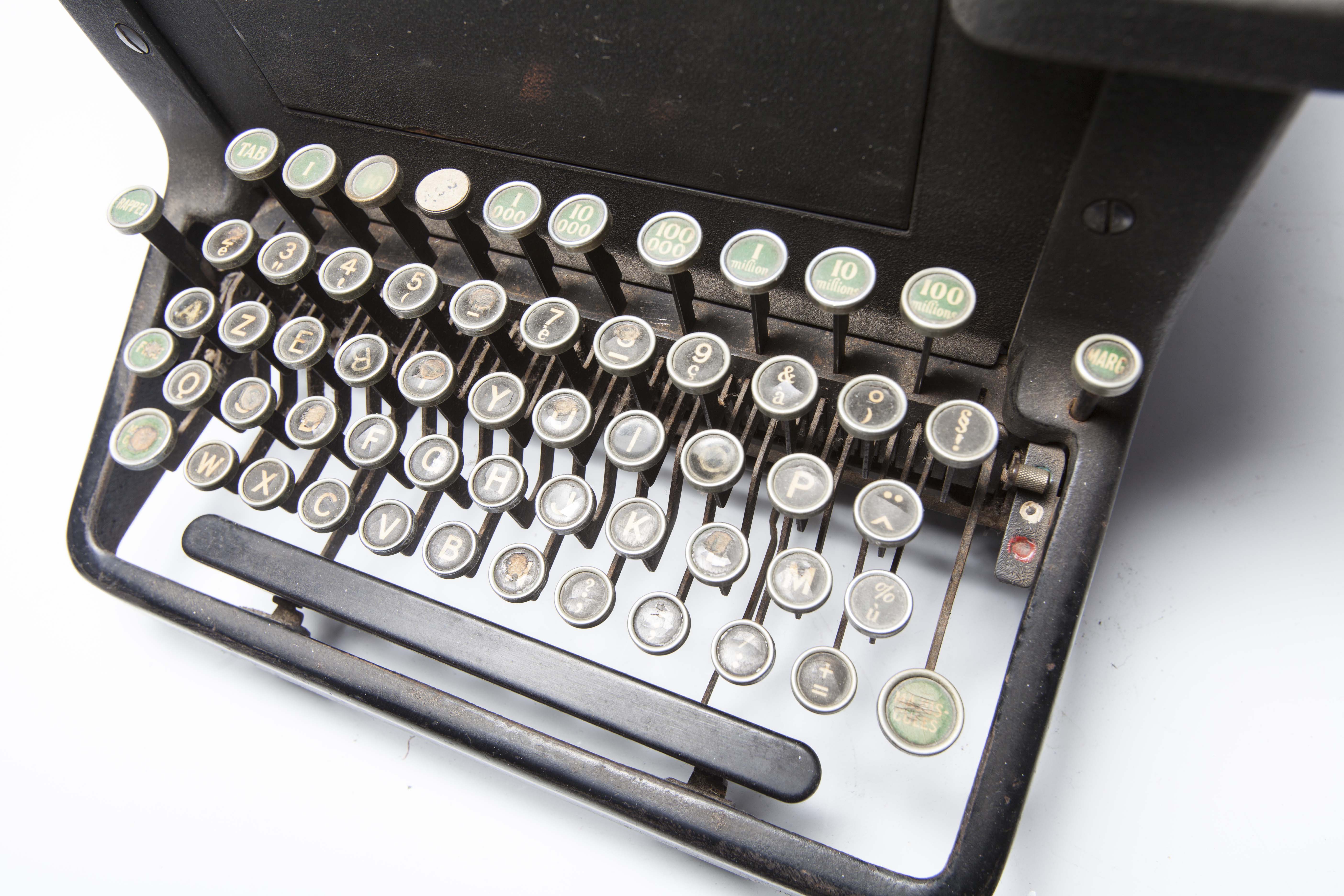 Machine à écrire Japy 1940