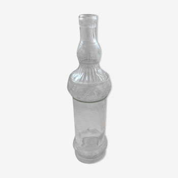 Bouteille en verre moulé