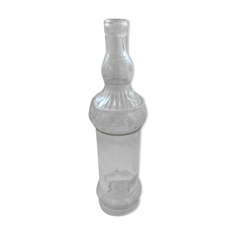 Moulded glass bottle