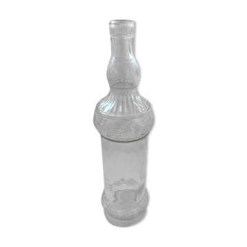 Moulded glass bottle
