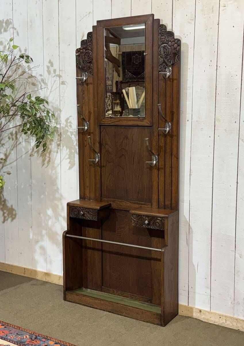1930s Art Deco oak wardrobe