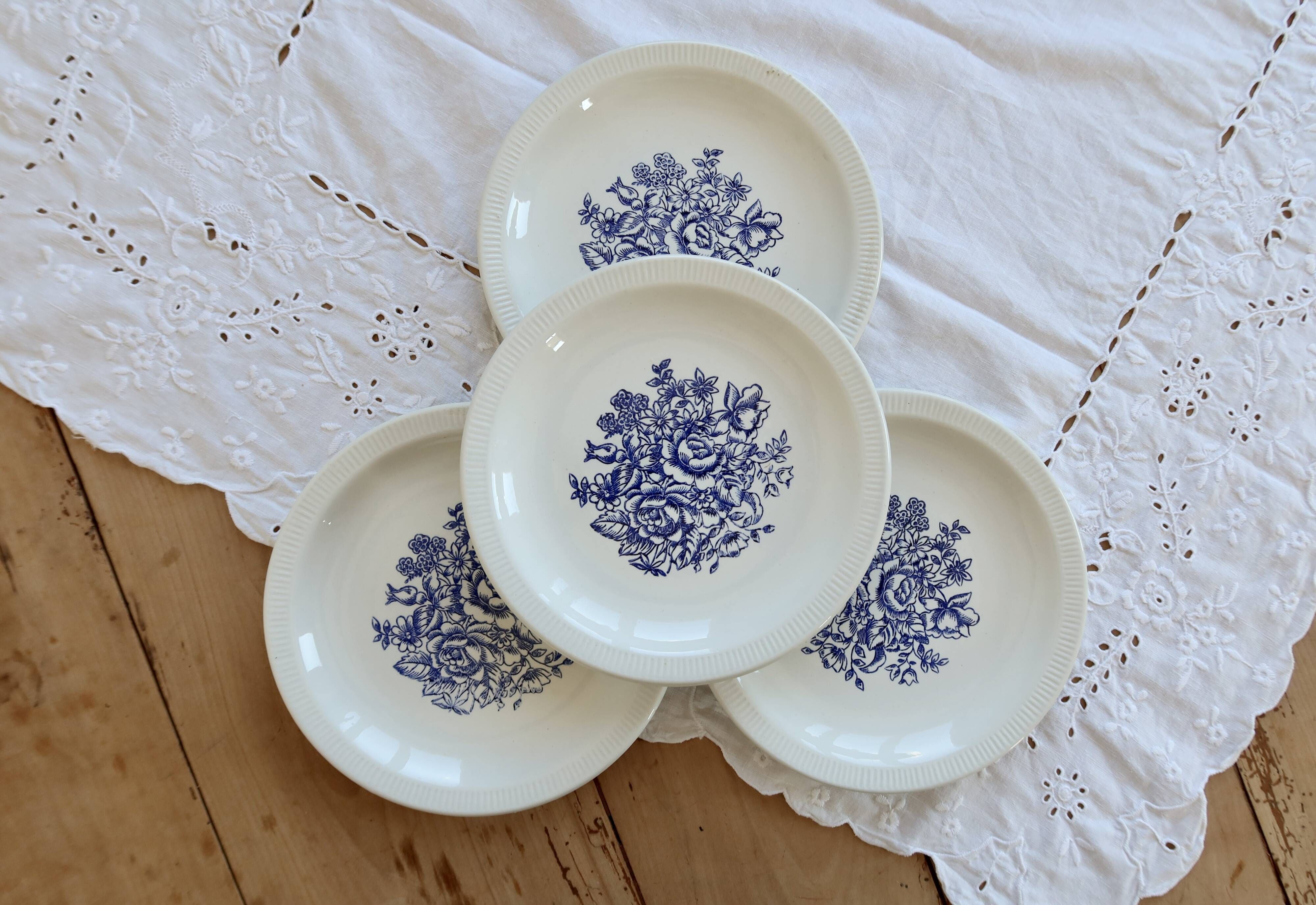 4 vintage porcelain dessert plates – Blue floral bouquet decoration