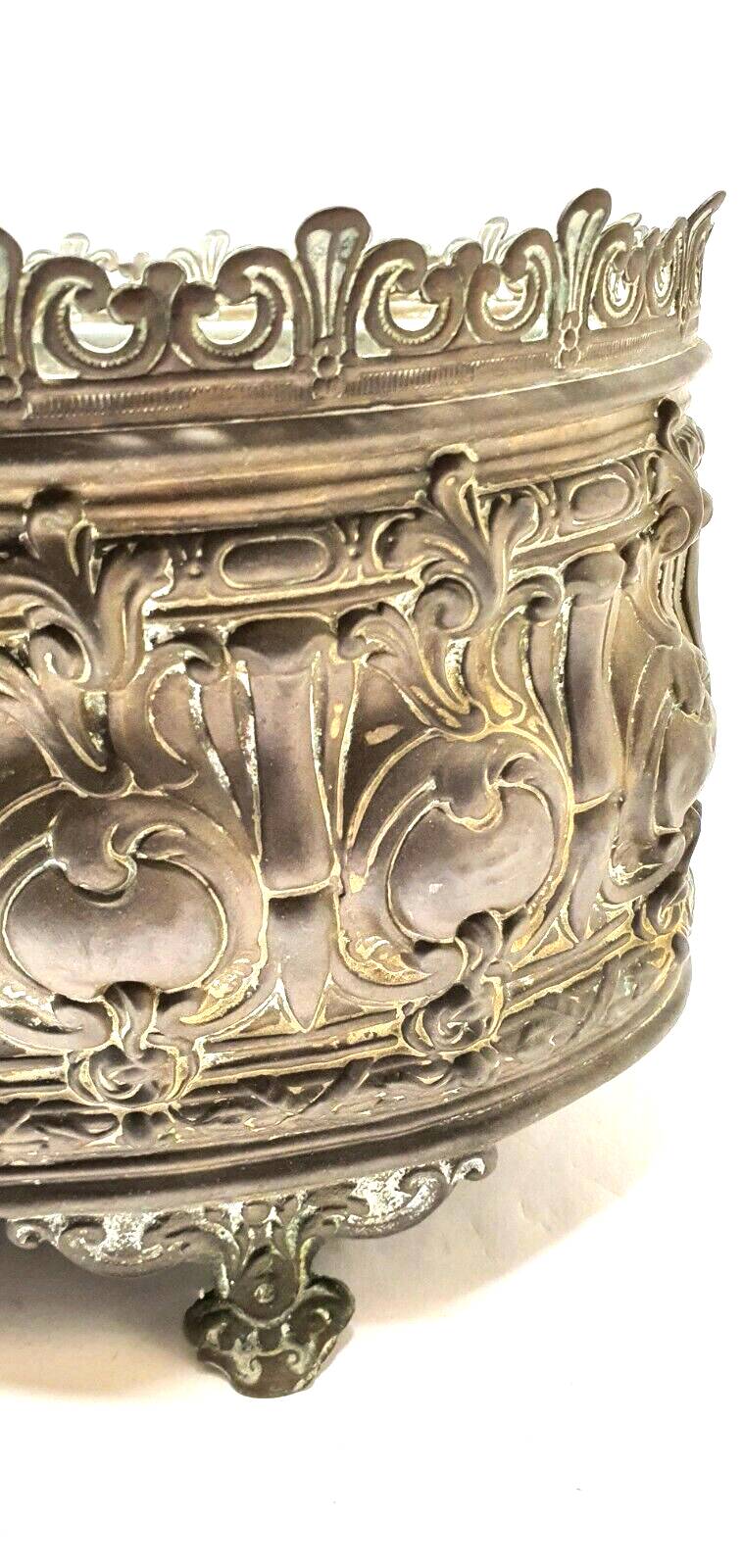 Old planter decorations medallion brass / bronze deco flower garden