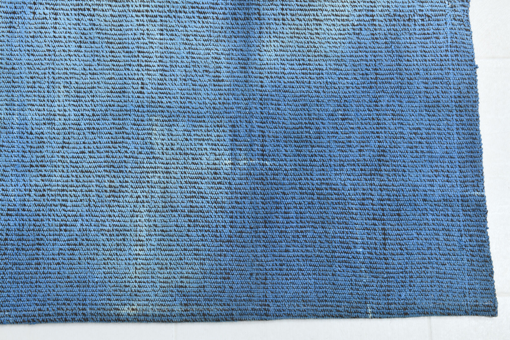 Blue vintage rug 209x294cm