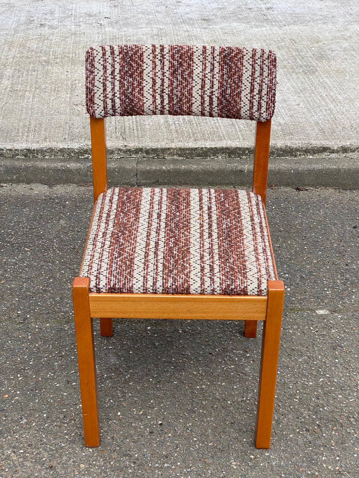 Scandinavian chair Baumann, solid beech wood with light beech and beige burgundy wool.