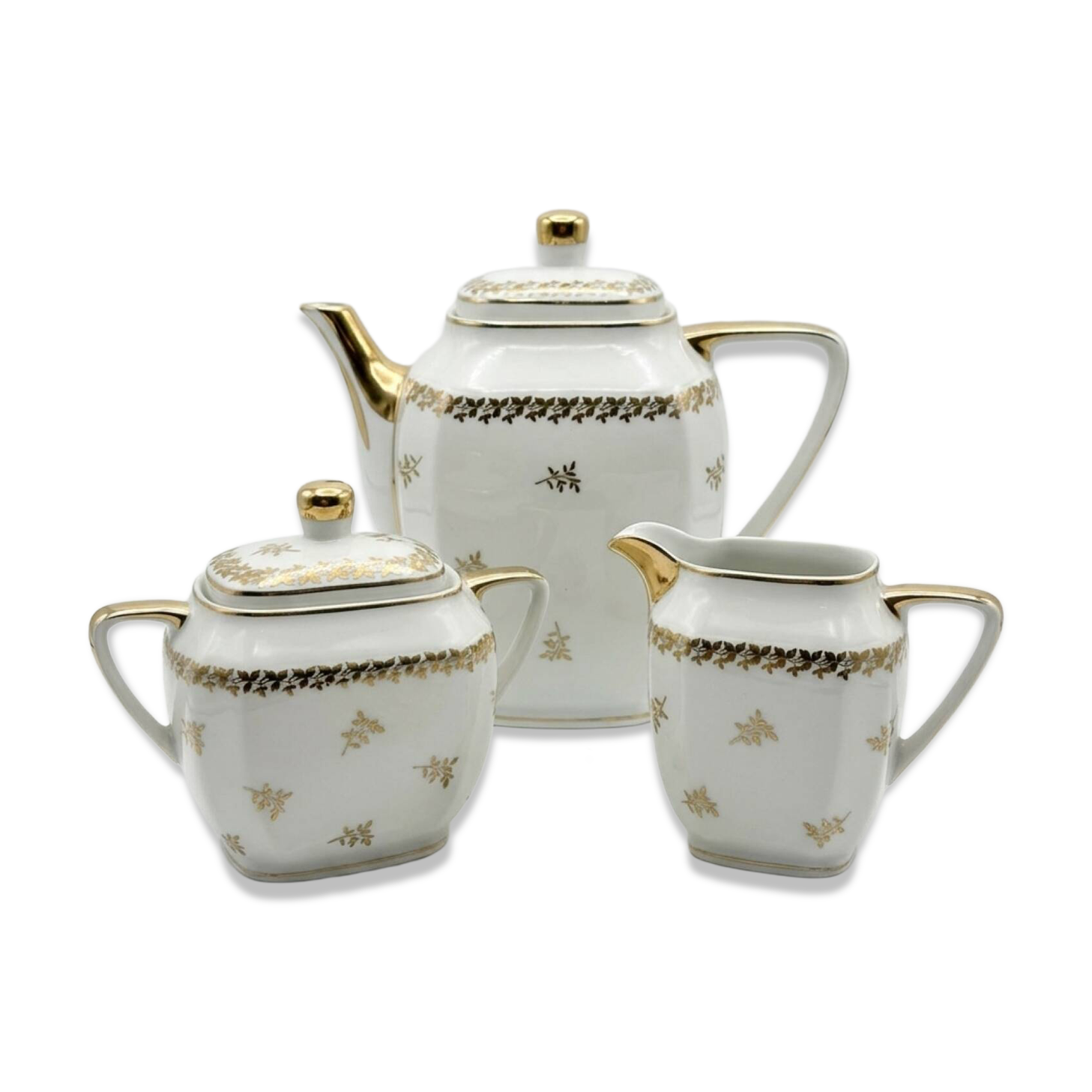 Three-piece tea or coffee service in Limoges porcelain by Singer, years.