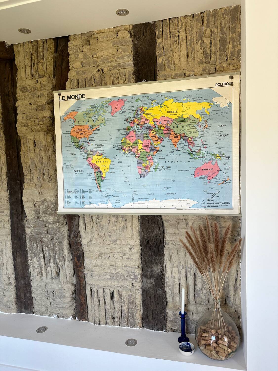 Vintage school map - from the “Political and physical world” - Edition Edigol Ediciones