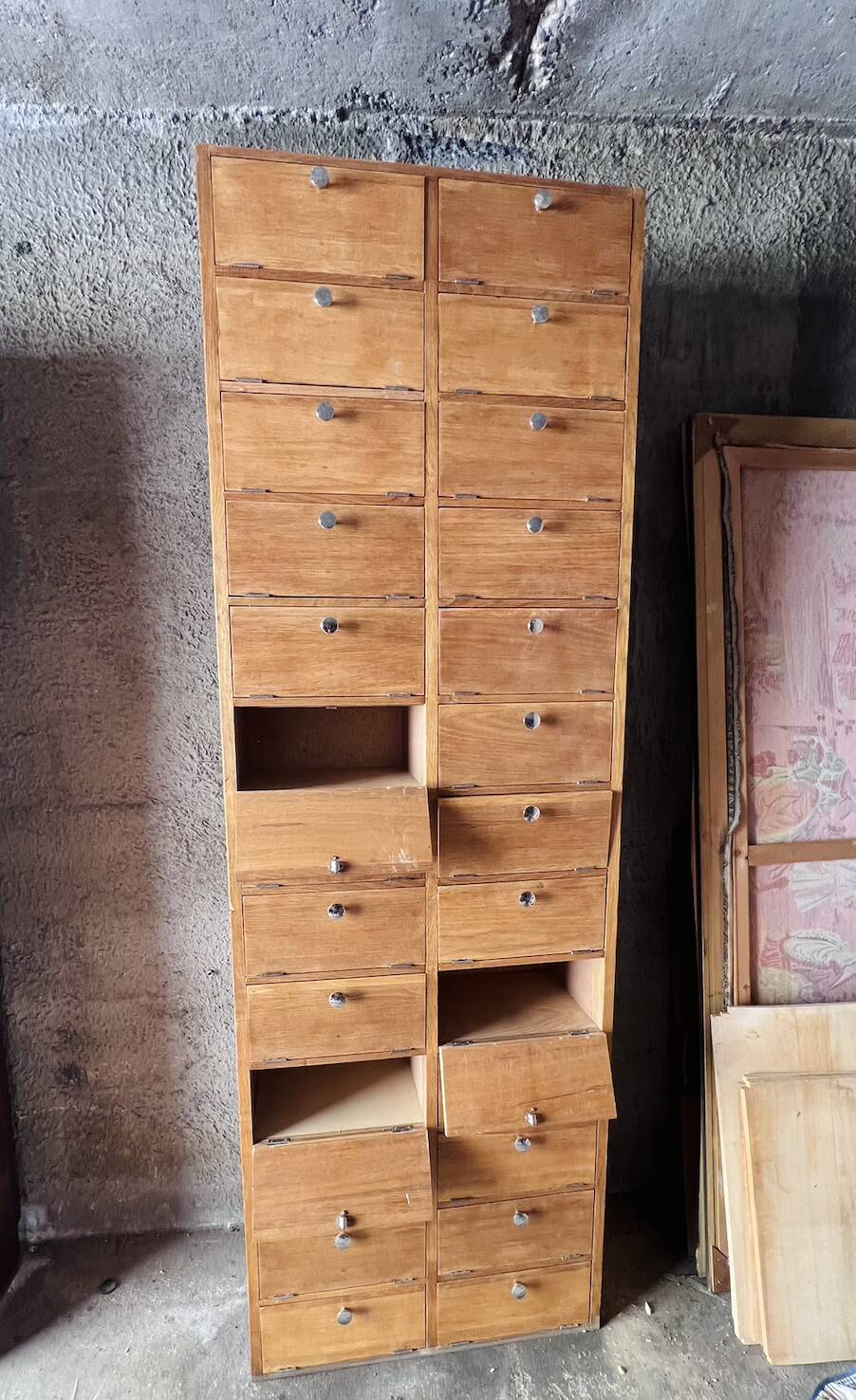 Un Meuble De Notaire / Métier Double Colonnes à Clapet (Restaurer)