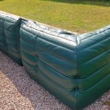 100% original et vintage (années 70) - Ensemble canapé Togo 4 à 5 personnes - Banquette 2 places, Banquette 1 place et angle 1 à 2 places en cuir vert forêt par Ligne Roset
