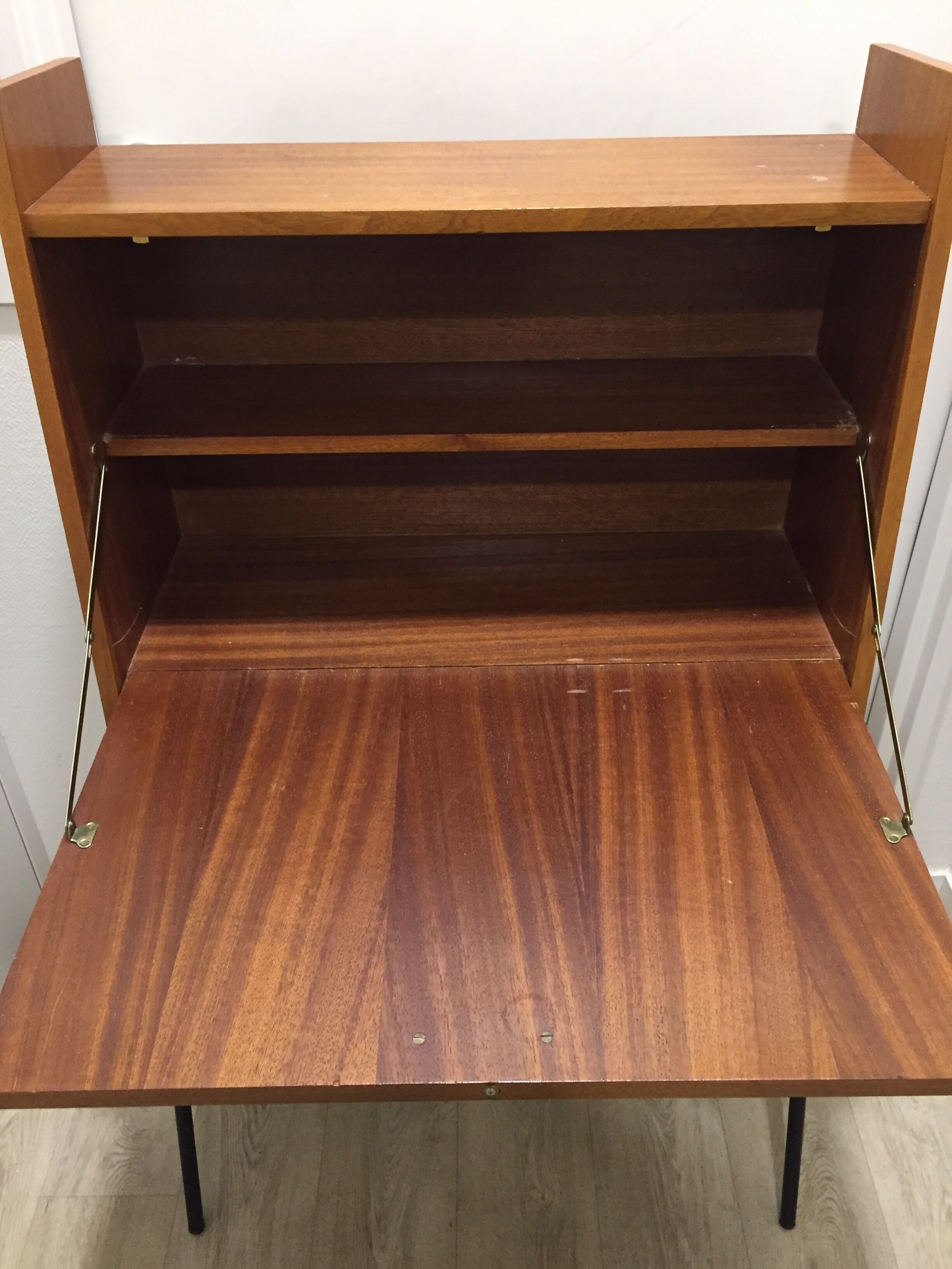 Writing desk