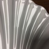 Three cups scallops in porcelain