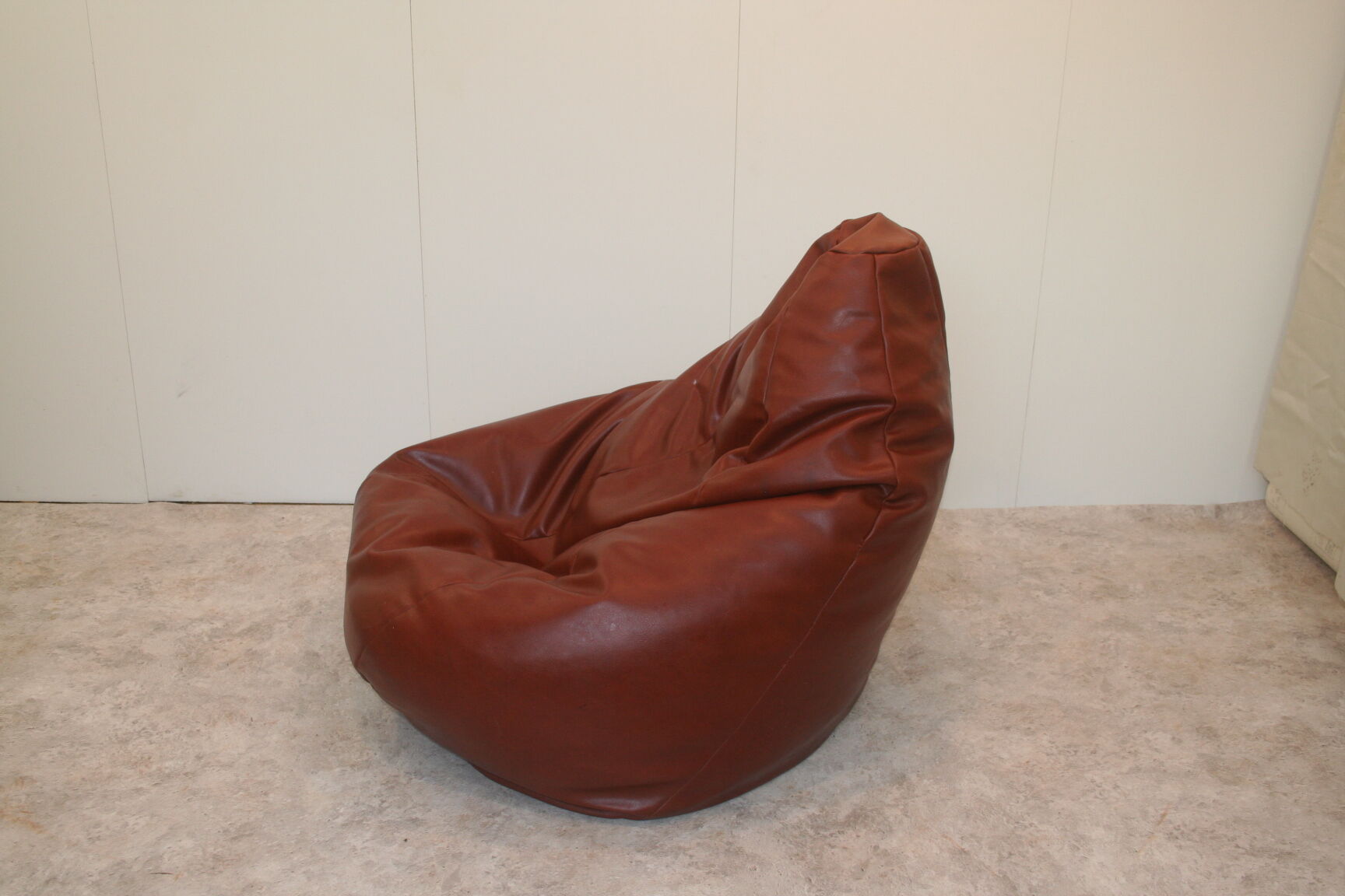 Vintage pouf