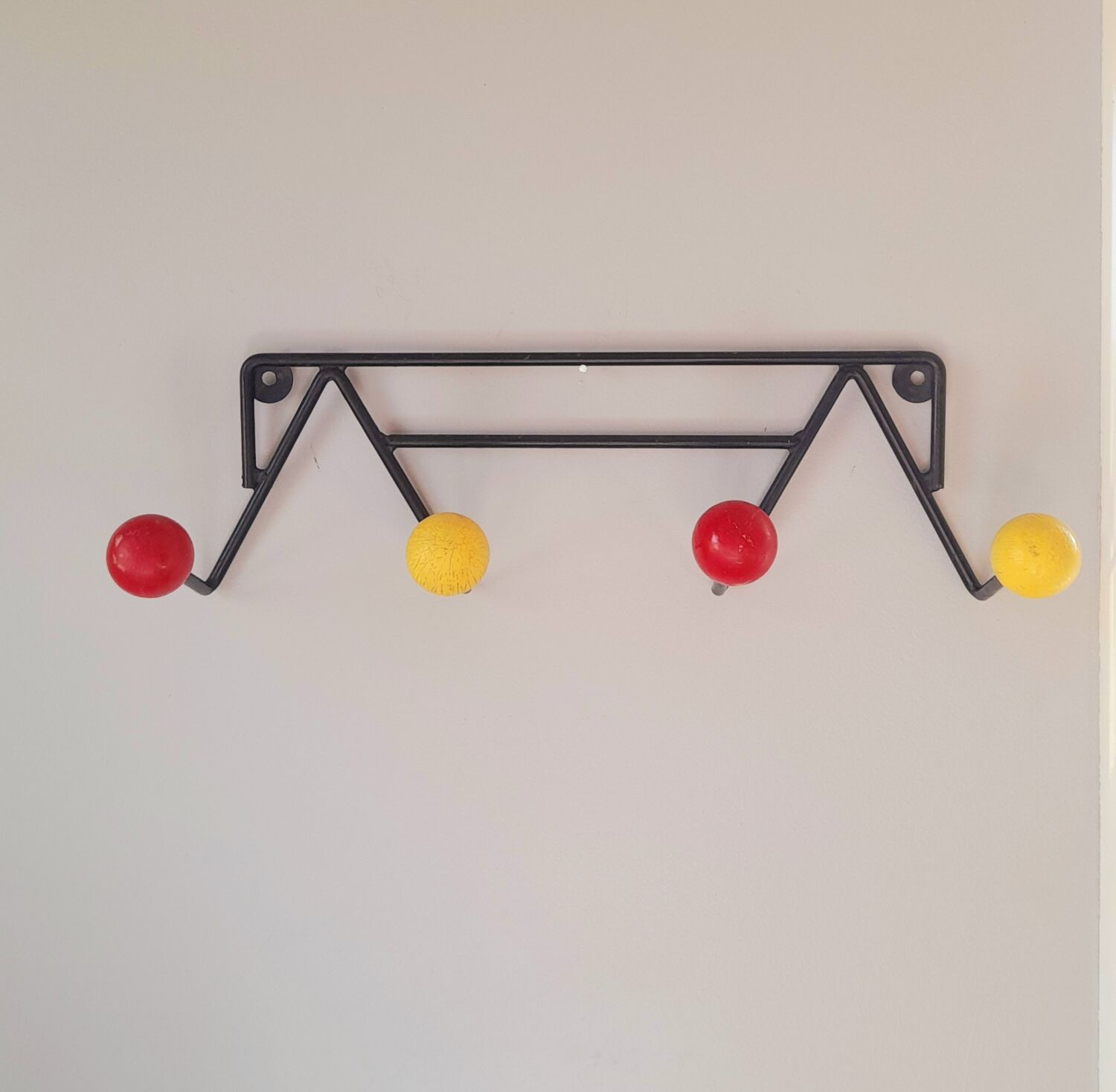 Porte manteau mural boules 60s