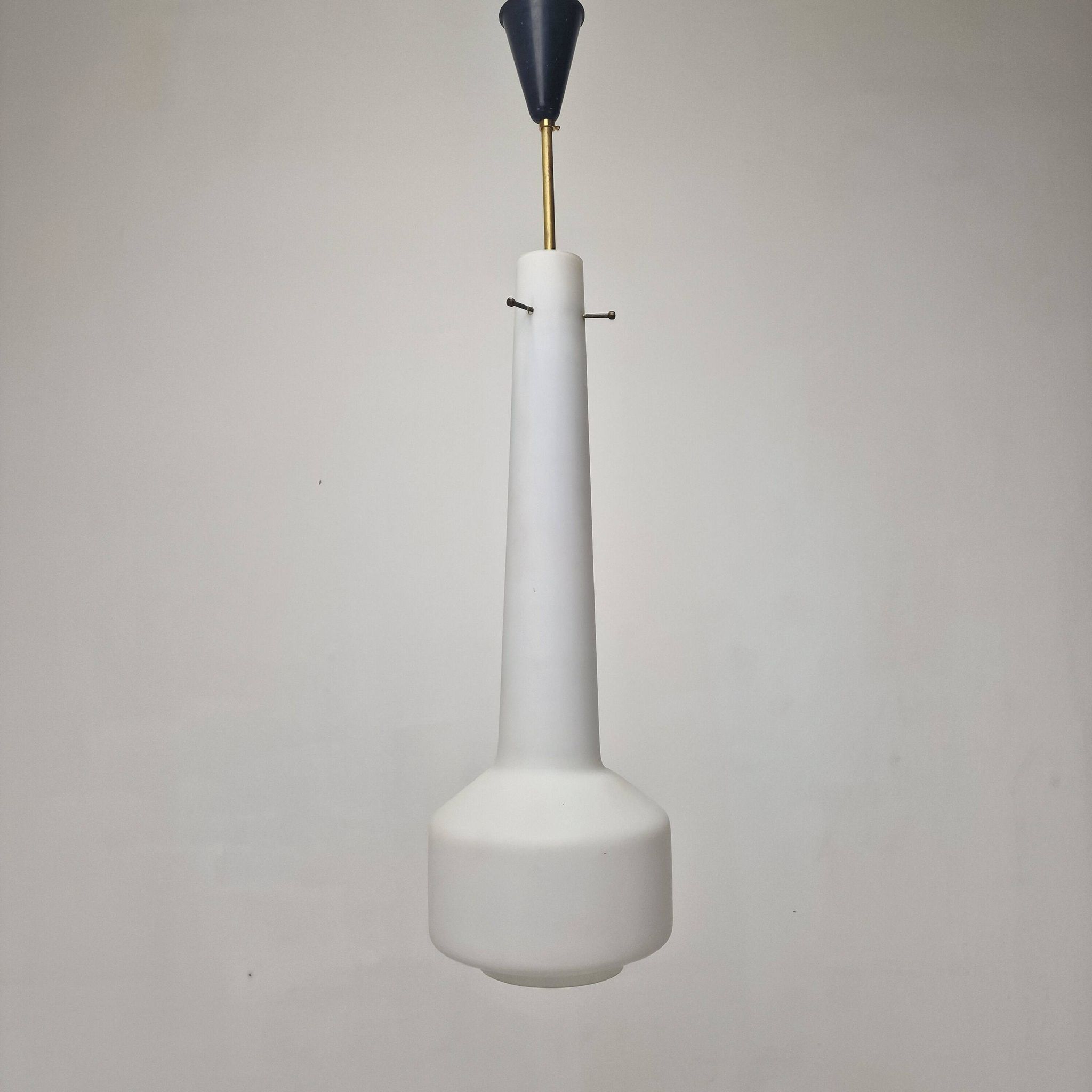 Stilnovo Pendant in Milk Glass and Brass, Italy 1960's