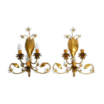 Pair of gold plated Italian 1980's floral Regency Murano glass sconces