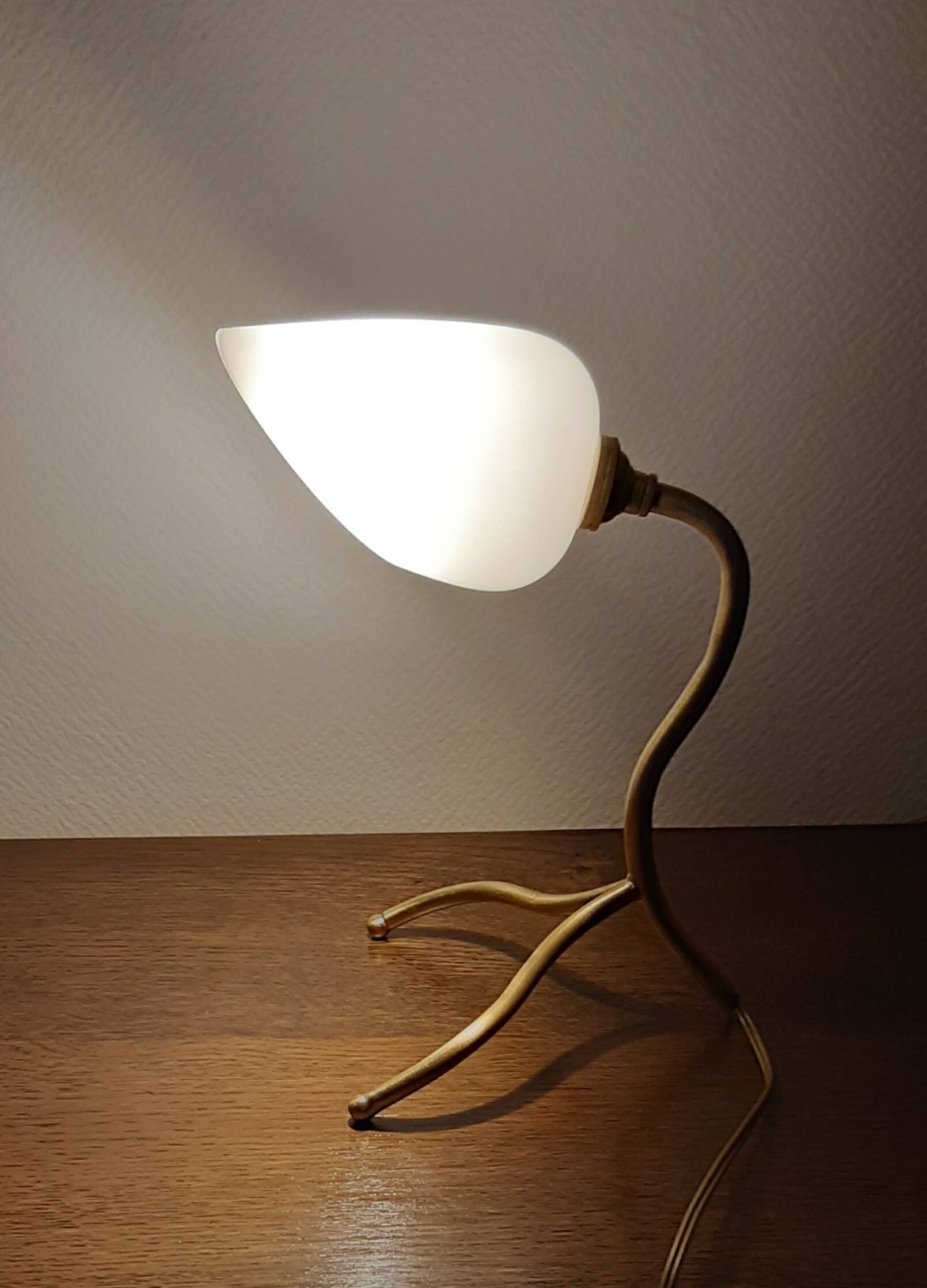 lampe tripode année 50
