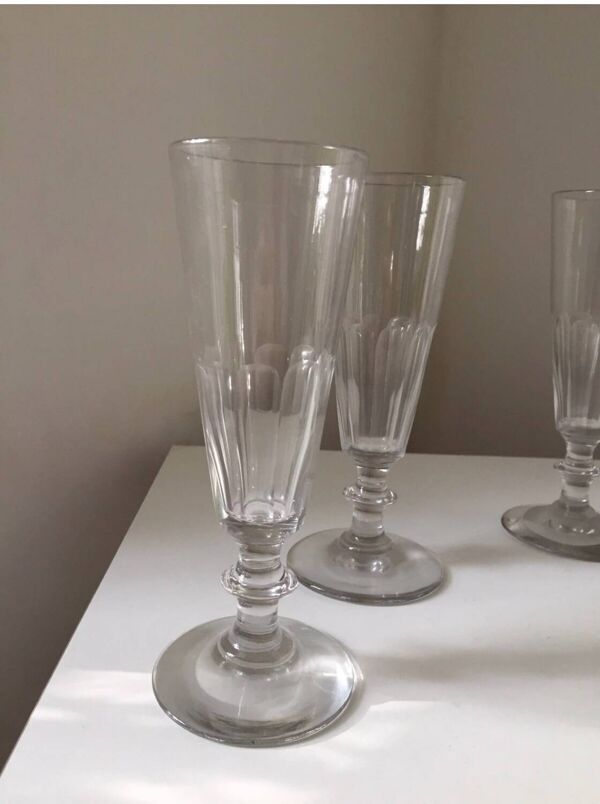 Ensemble 5 flûtes ancienne cristal Baccarat Saint Louis ? XIX