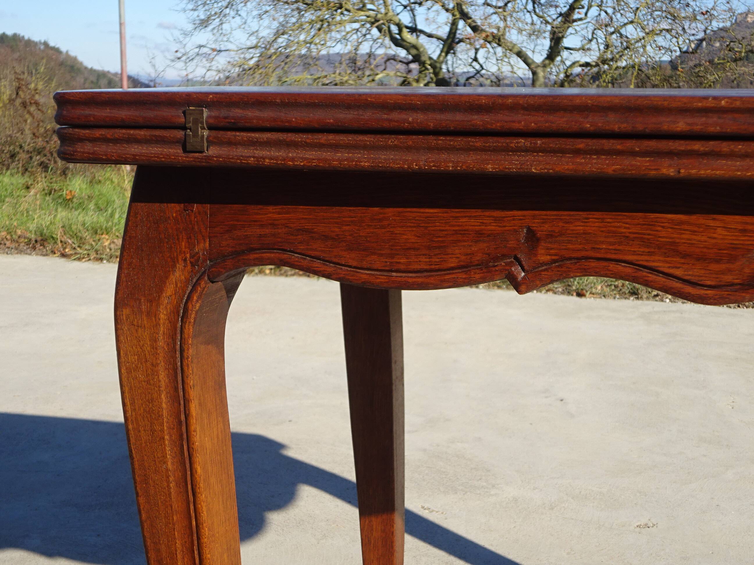 Table portefeuille en chêne