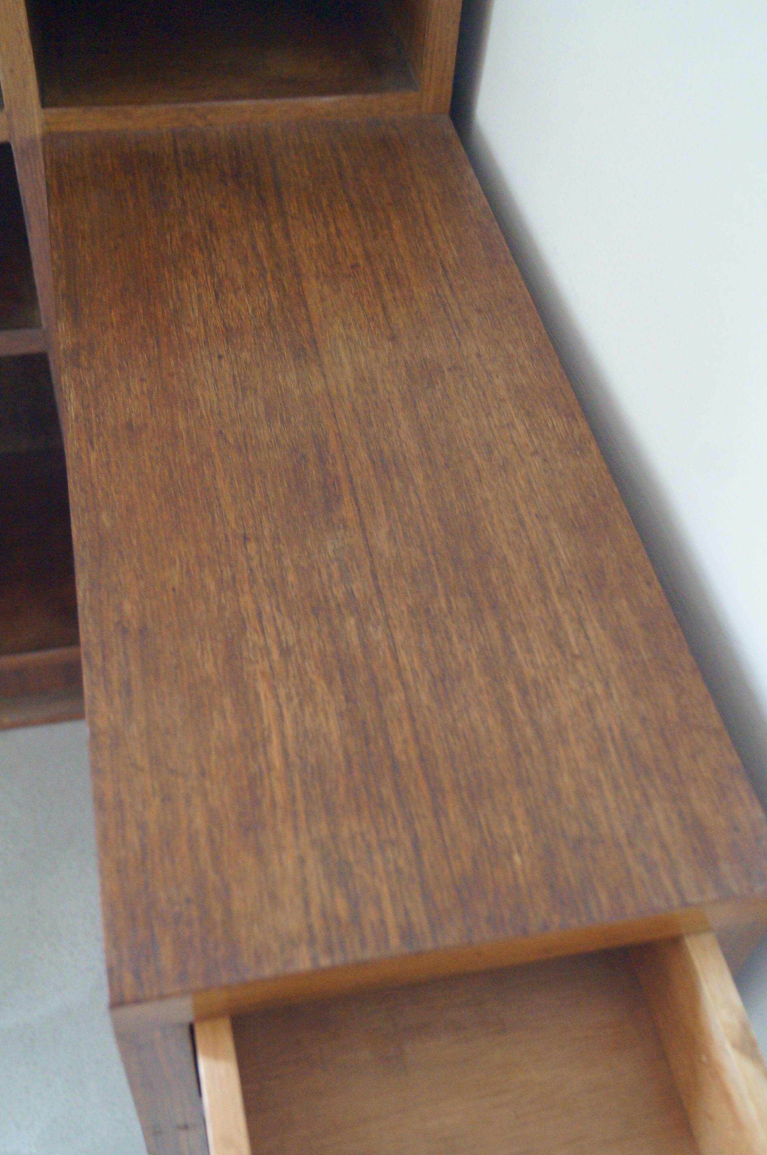 Art-Deco corner library 1930