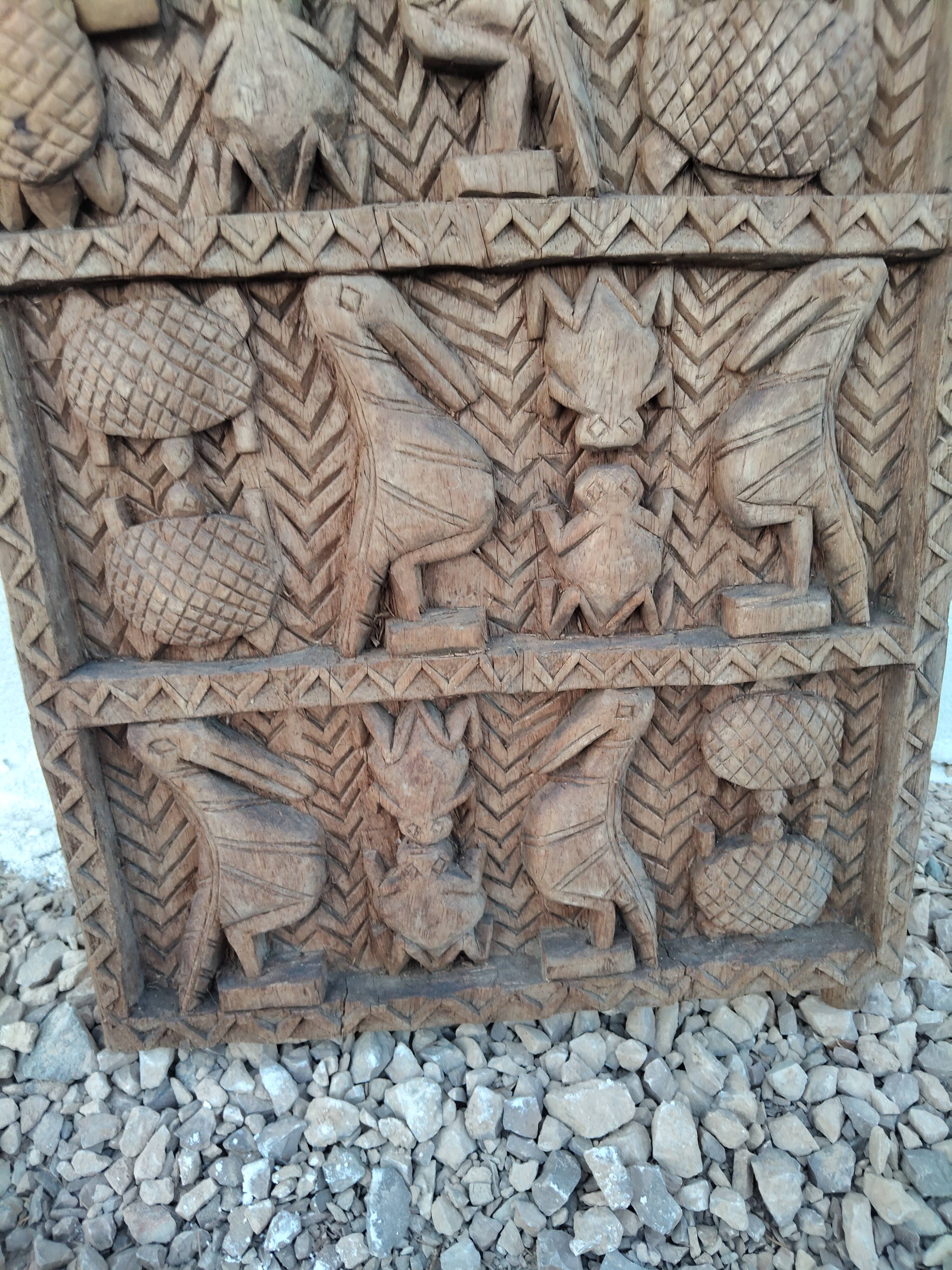 Old loft door Sénoufo – Ivory Coast – carved wood