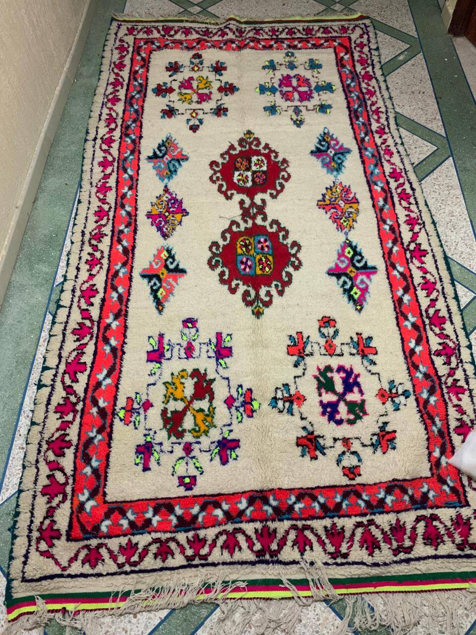 Traditional handmade Bni Ouarin rug size 300x150 cm