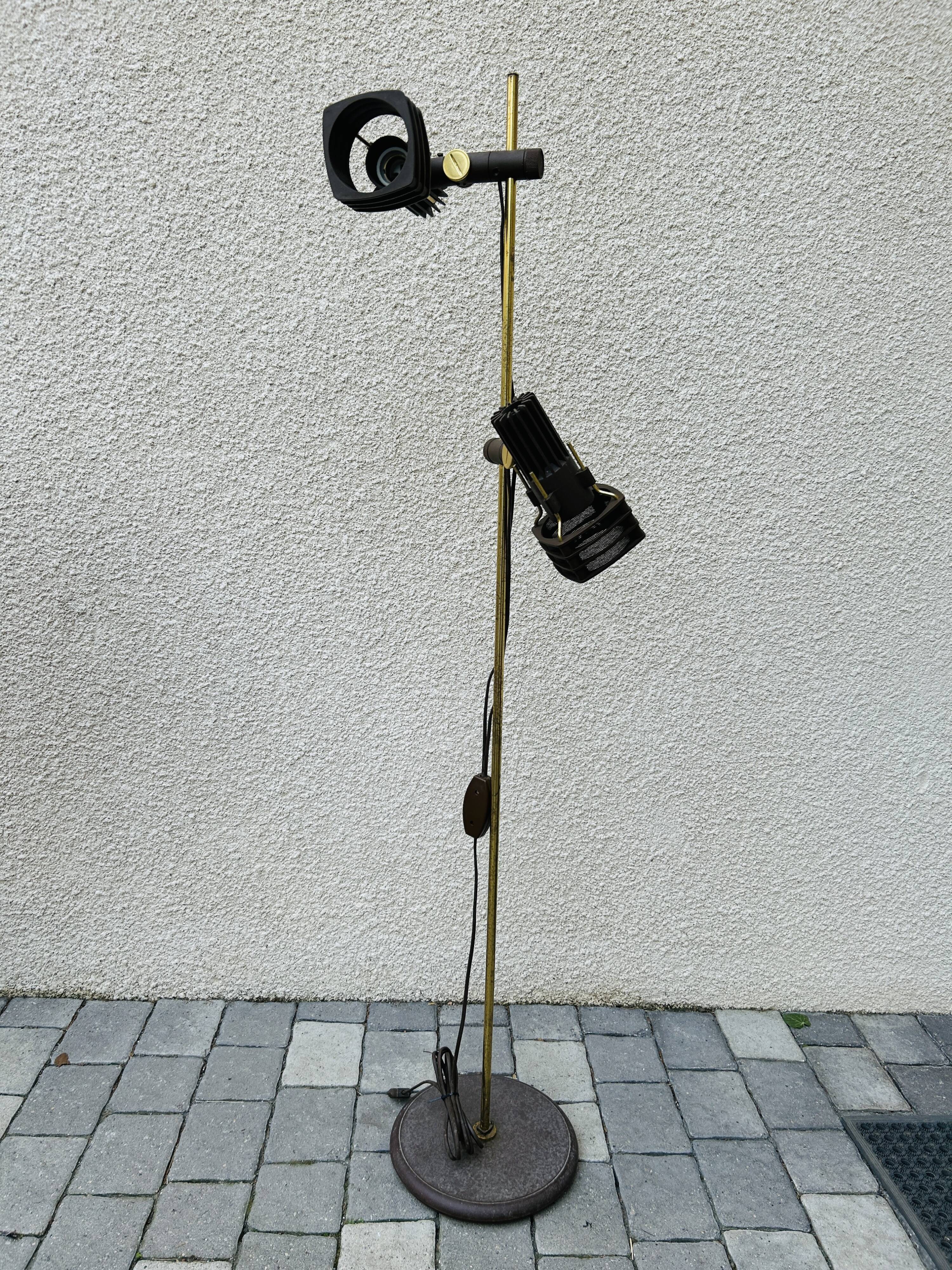 Adjustable vintage mid-century floor lamp – brass