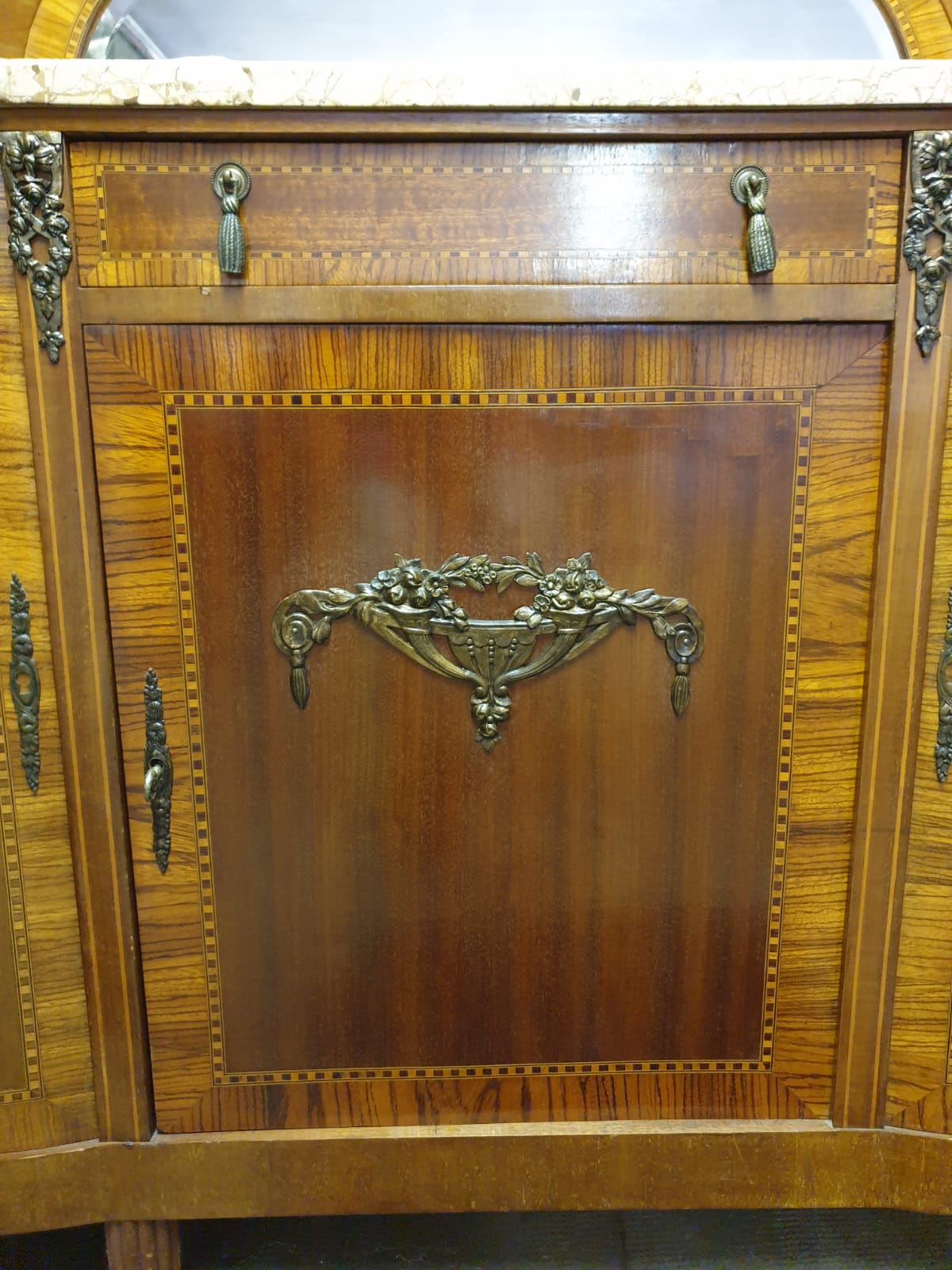 Precious wood art deco vessel