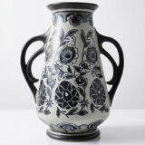 Antique Art Deco vase from 1920-40 in fine stoneware, Art Nouveau style with chinoiserie decoration.