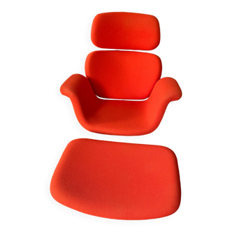 Tulip armchair and footstool by Pierre Paulin, Artifort edition