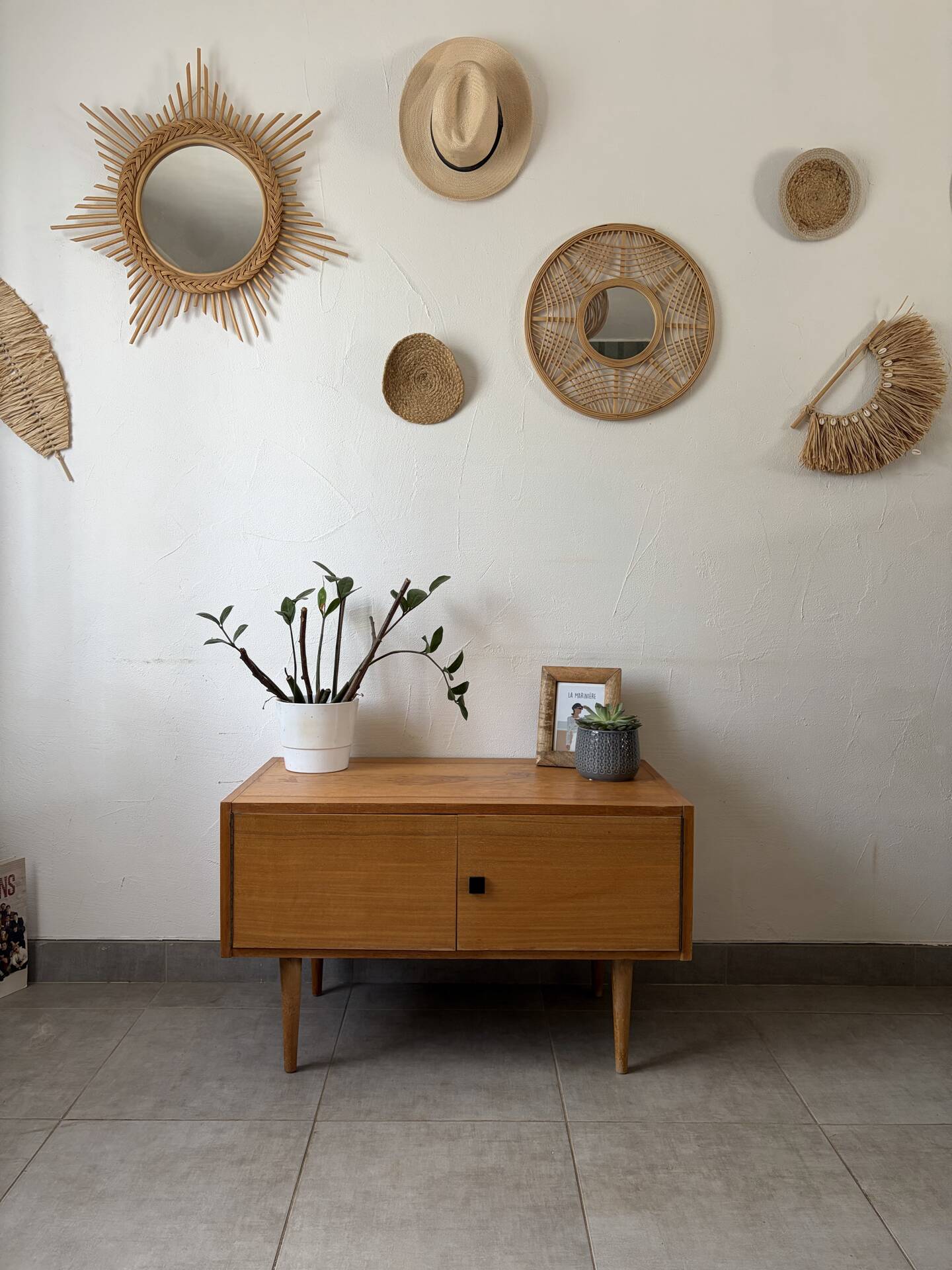Vintage TV unit / sideboard