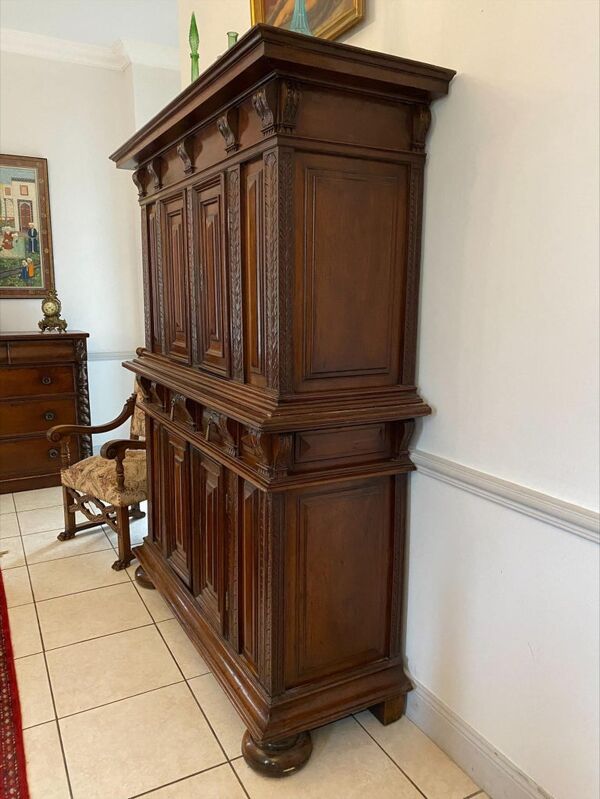 Buffet 2 corps, style louis xiii, fin xviième siècle